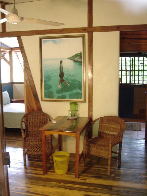 Whistling Bird Hotel Negril Exterior foto
